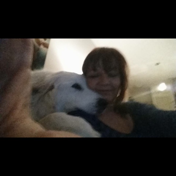 Meet your Posher, Laurie - Picture 5 of 7